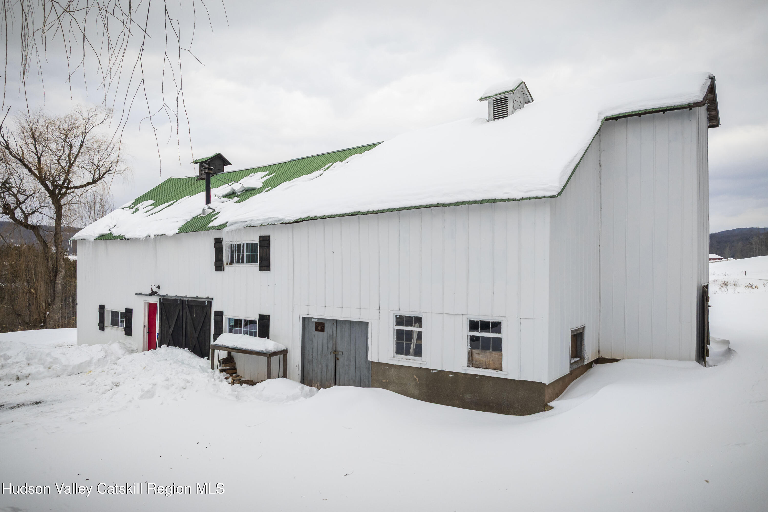 47 Hemmer Road Jeffersonville, NY 12748 - Photo 2 of 28 1