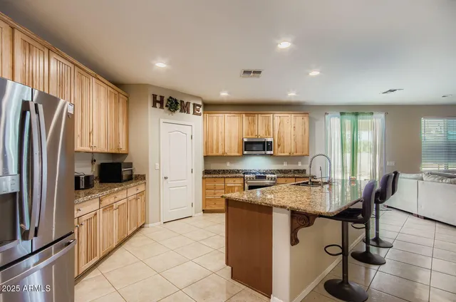 $399,900 | 42574 West Chimayo Drive, Maricopa, AZ 85138