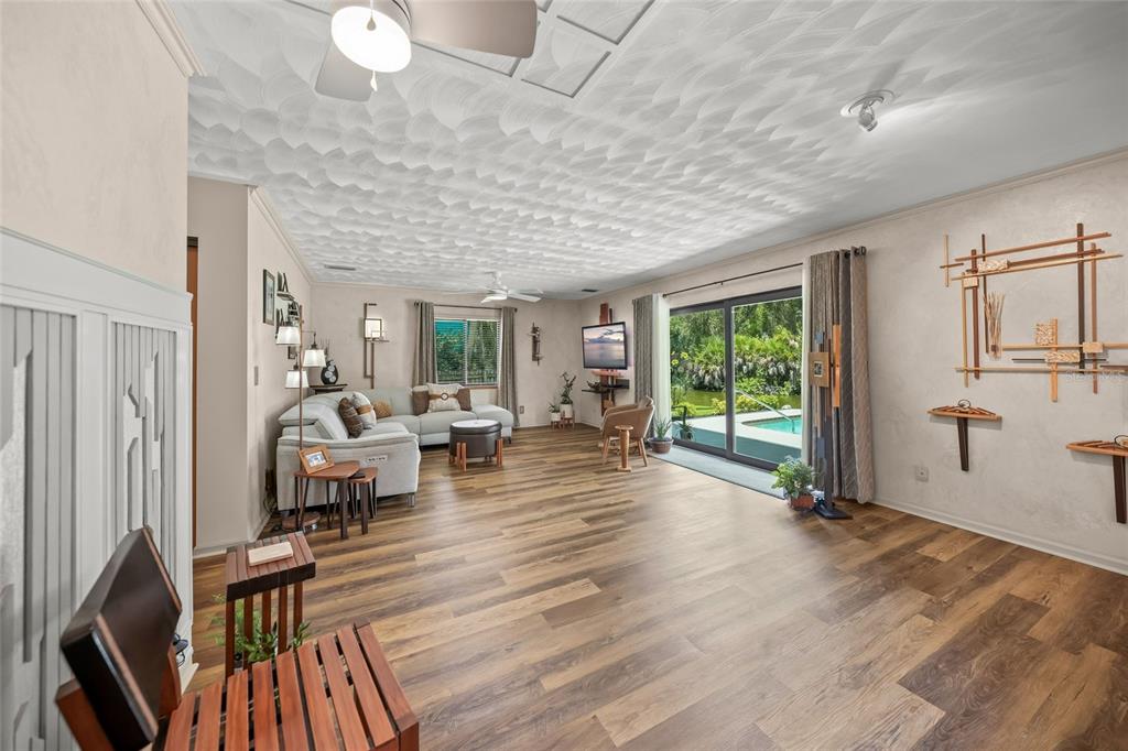 3643 Meridale Road Sarasota, FL 34233 - Photo 20 of 50