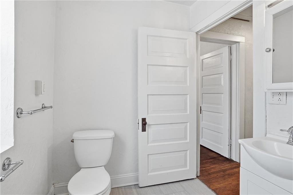 358 Pointview Road Pittsburgh, PA 15227 - Photo 14 of 47