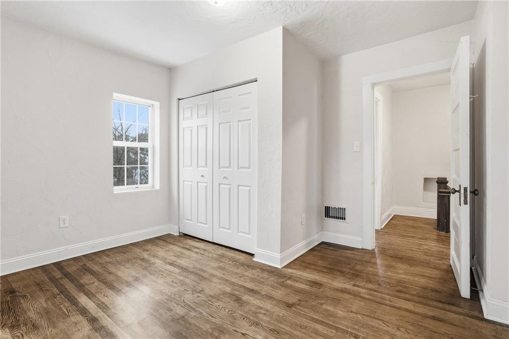 358 Pointview Road Pittsburgh, PA 15227 - Photo 16 of 47