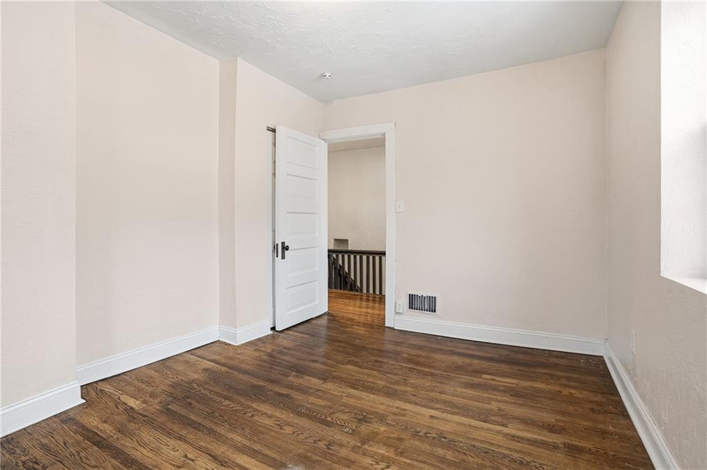 358 Pointview Road Pittsburgh, PA 15227 - Photo 21 of 47