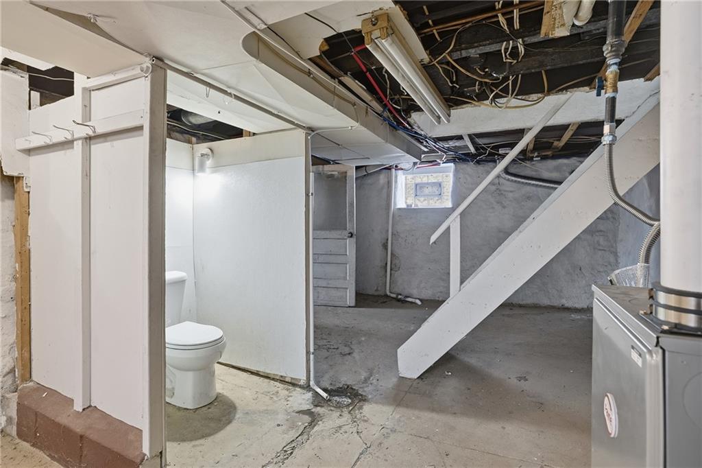 358 Pointview Road Pittsburgh, PA 15227 - Photo 40 of 47