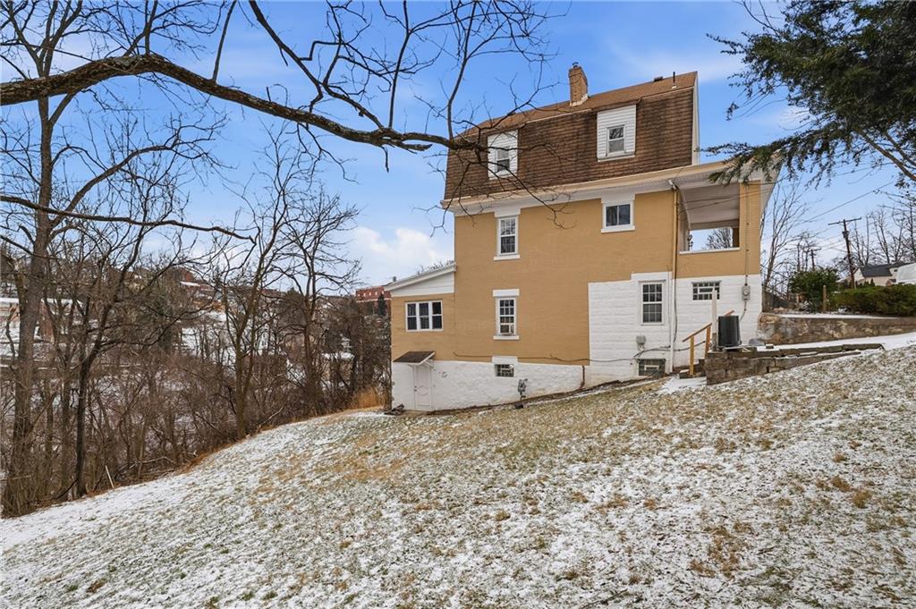 358 Pointview Road Pittsburgh, PA 15227 - Photo 42 of 47