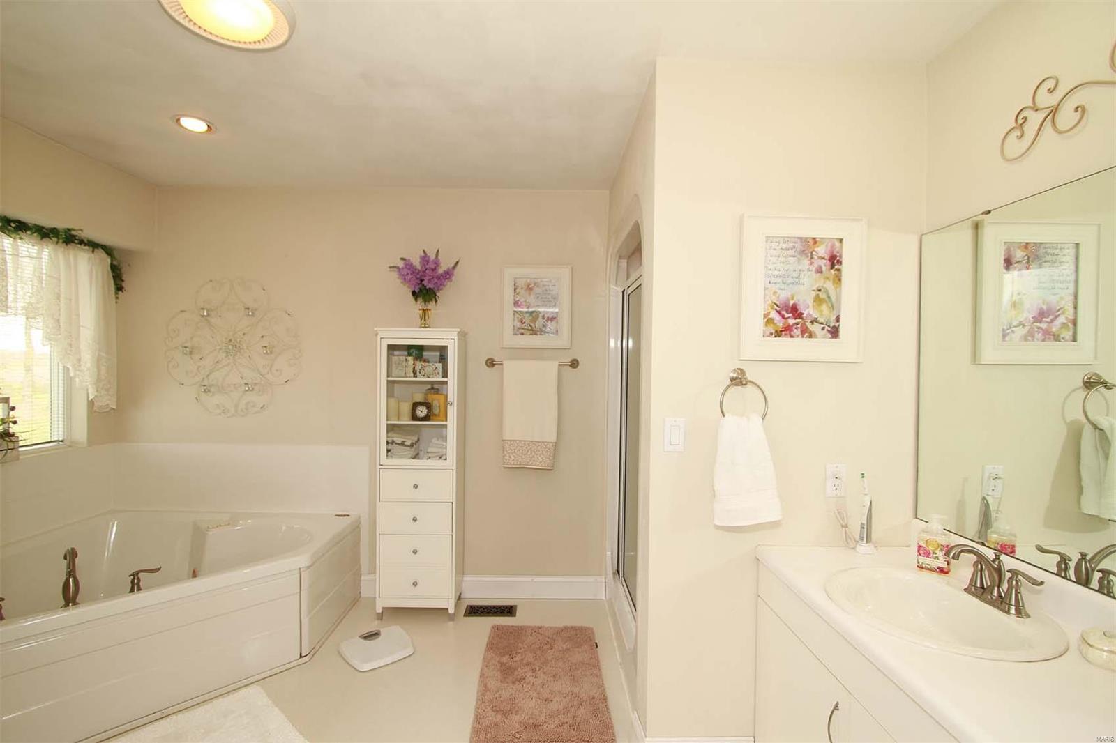 13360 Trestle Road Highland, IL 62249 - Photo 24 of 67