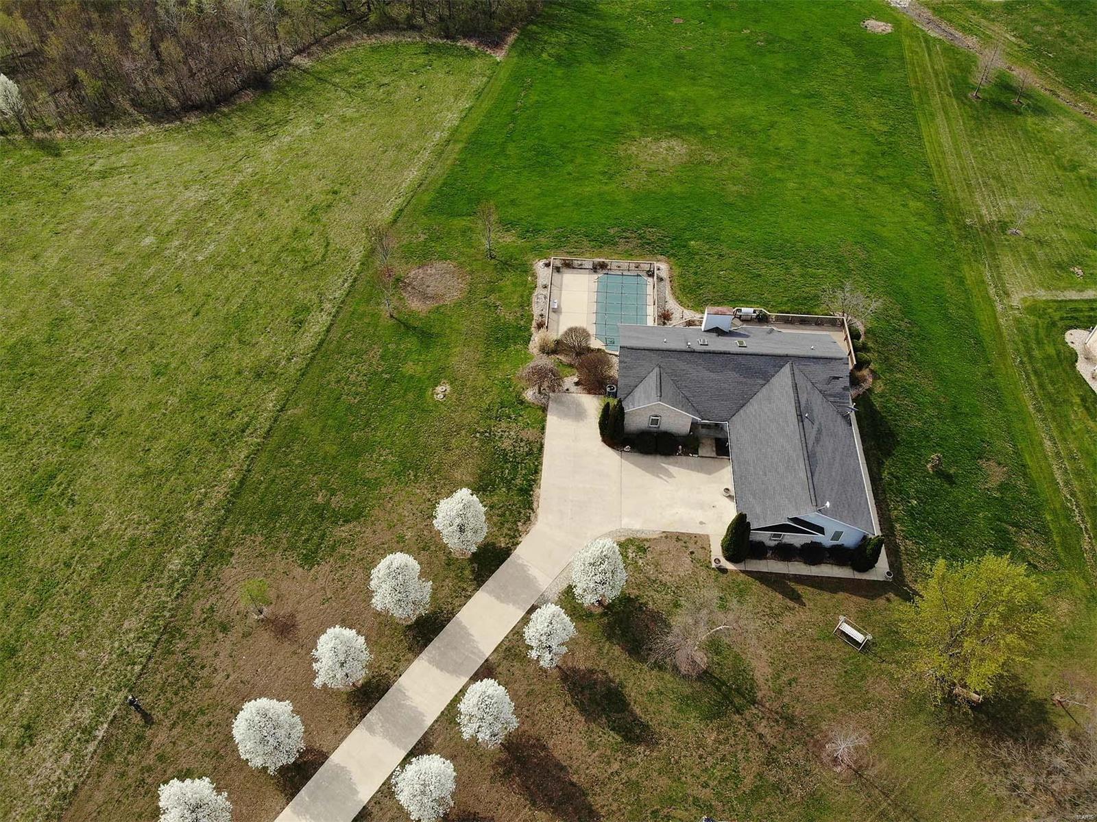 13360 Trestle Road Highland, IL 62249 - Photo 59 of 67