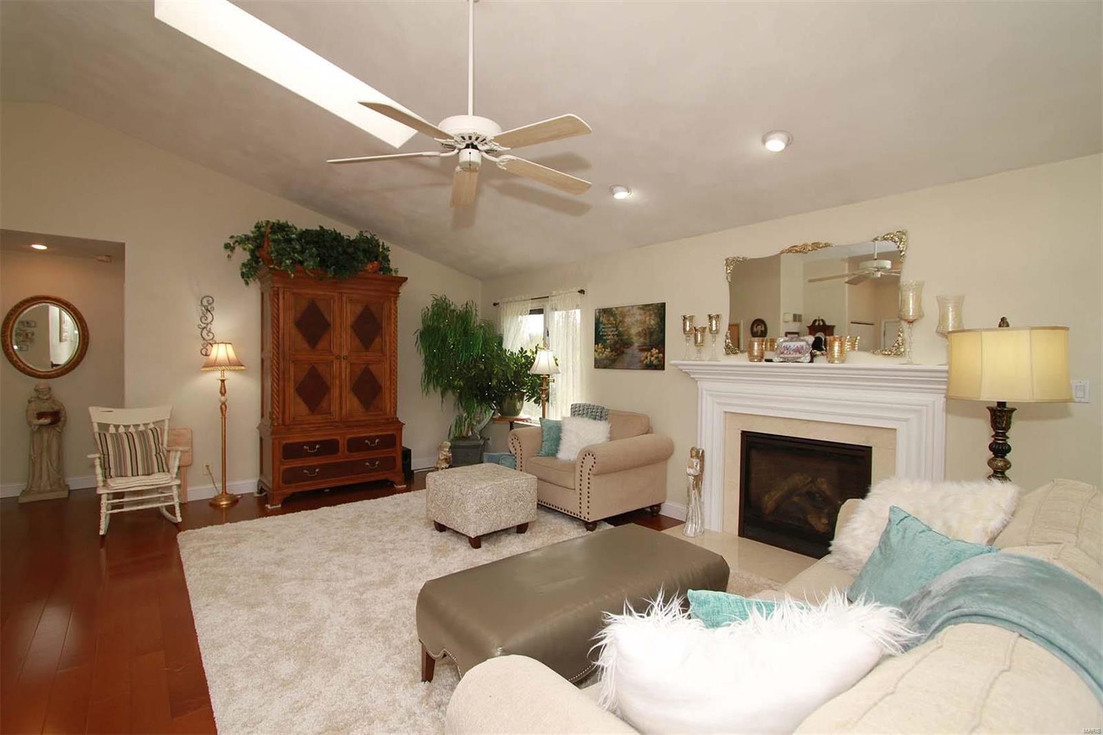 13360 Trestle Road Highland, IL 62249 - Photo 8 of 67