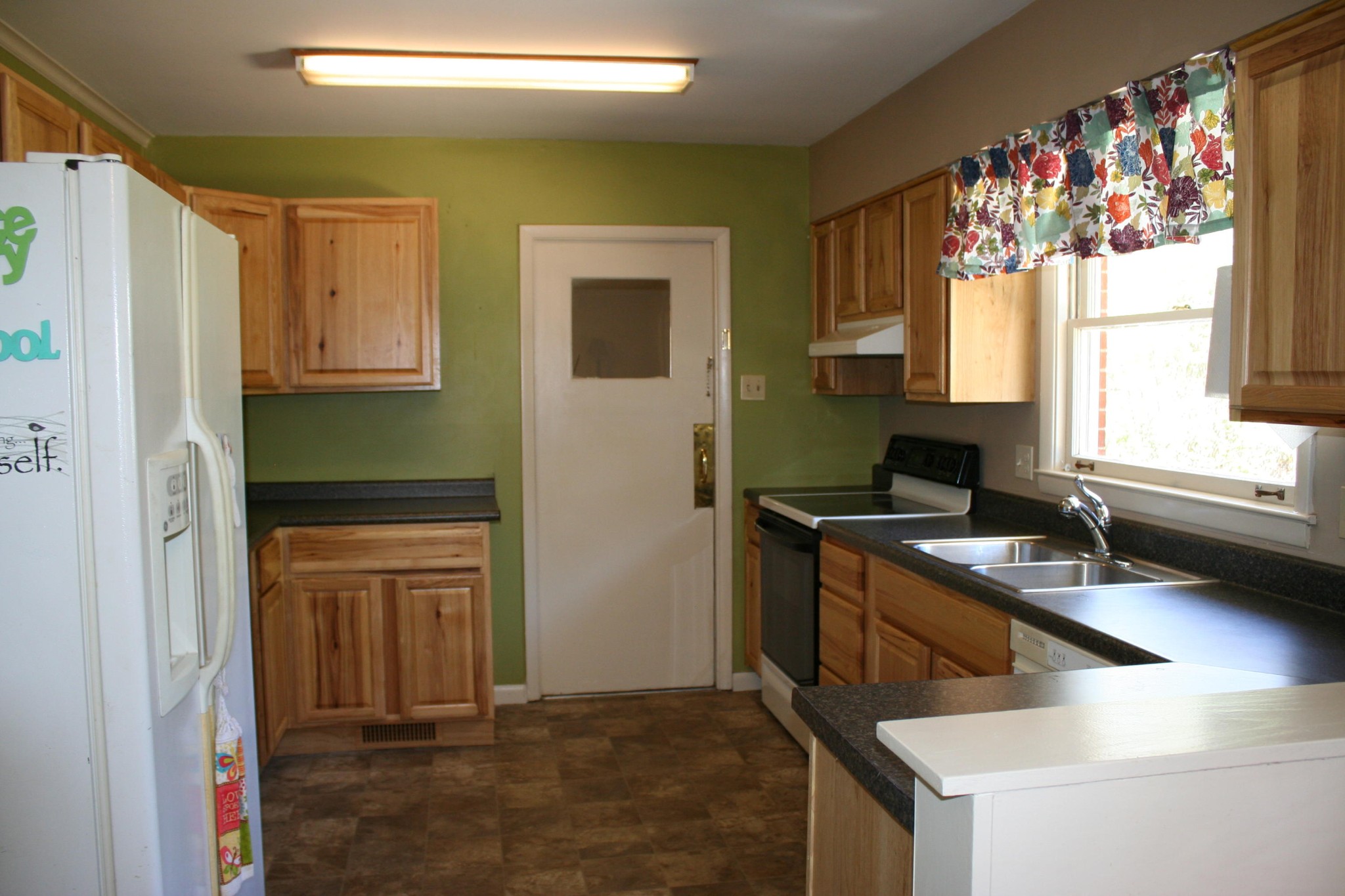 4313 Royalview Road Knoxville, TN 37921 - Photo 6 of 27 Gallery Image 6