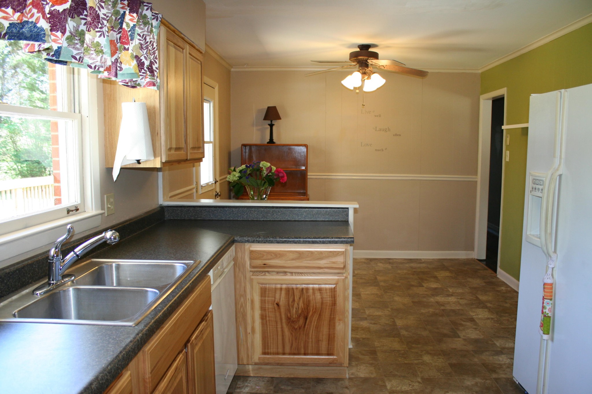 4313 Royalview Road Knoxville, TN 37921 - Photo 7 of 27 Gallery Image 7