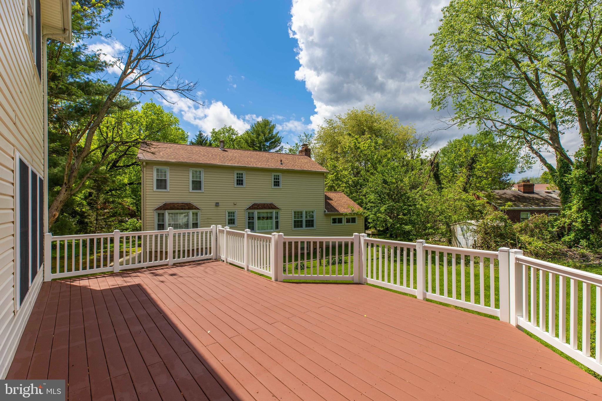 1922 Kirby Road McLean, VA 22101 - Photo 14 of 89 Gallery Image 14