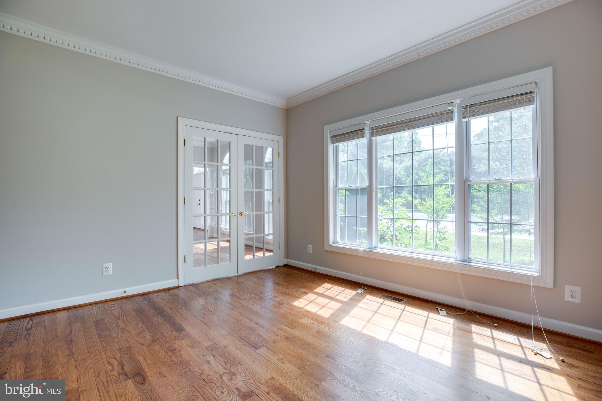 1922 Kirby Road McLean, VA 22101 - Photo 29 of 89 Gallery Image 29