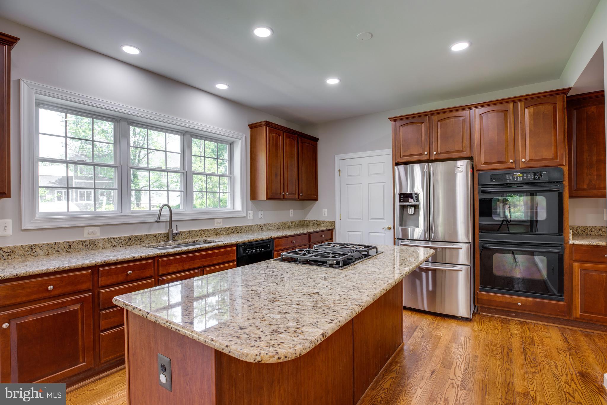1922 Kirby Road McLean, VA 22101 - Photo 34 of 89 Gallery Image 34