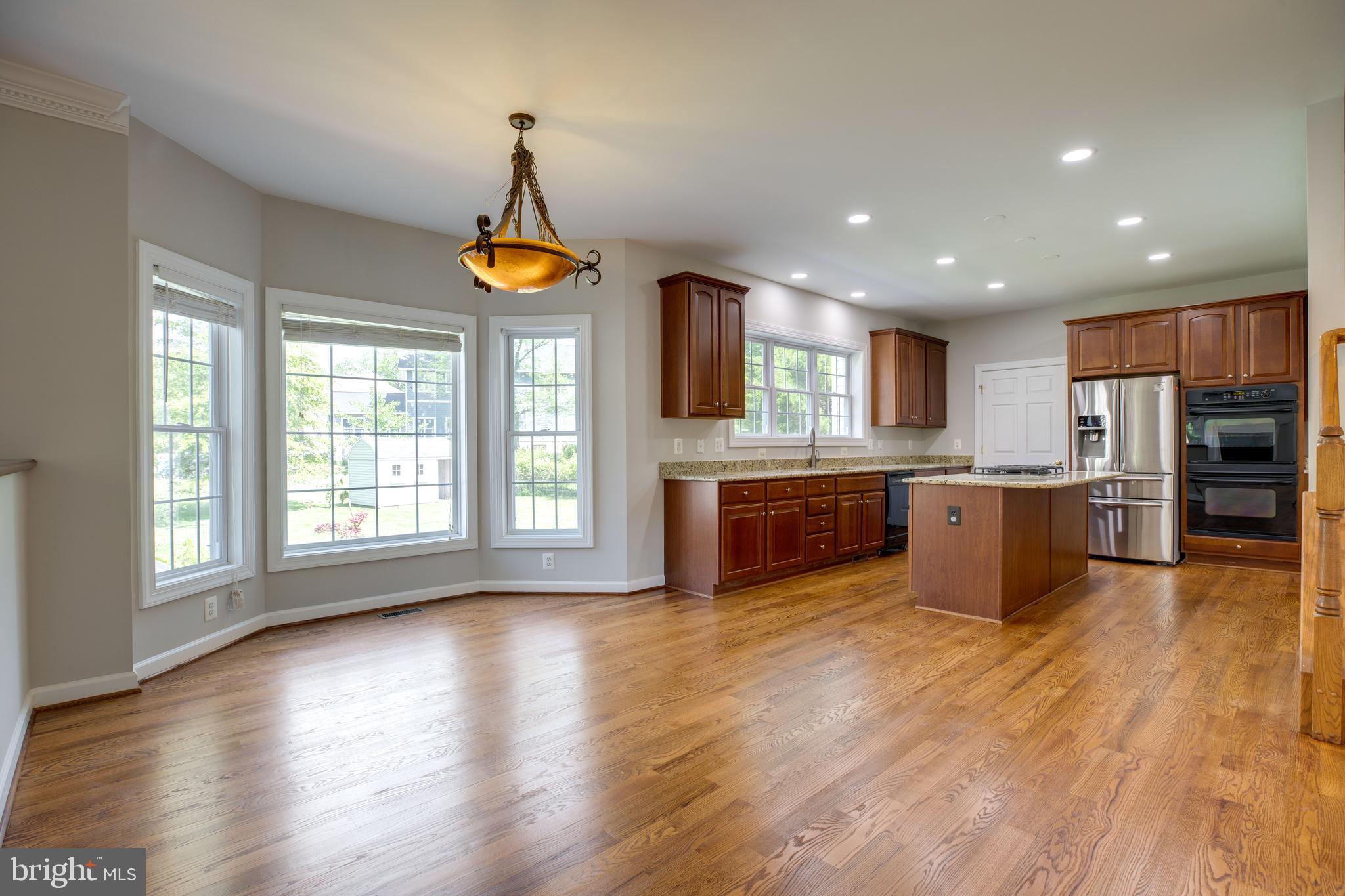 1922 Kirby Road McLean, VA 22101 - Photo 40 of 89 Gallery Image 40