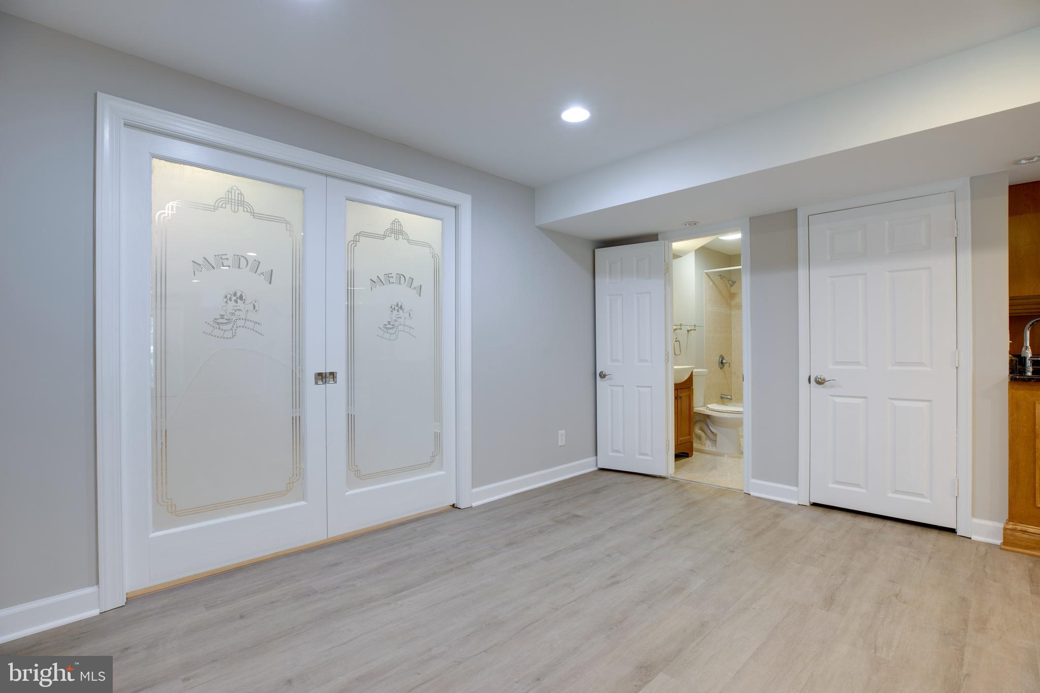 1922 Kirby Road McLean, VA 22101 - Photo 84 of 89 Gallery Image 84