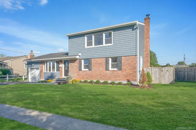 $1,298,000 | 120 Cherry Drive West, Plainview, NY 11803