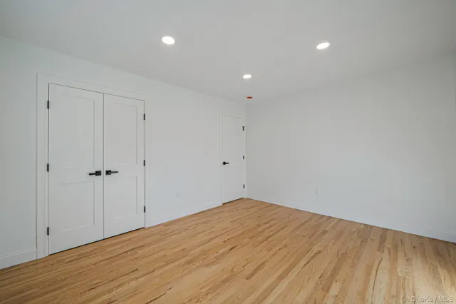 $1,298,000 | 120 Cherry Drive West, Plainview, NY 11803