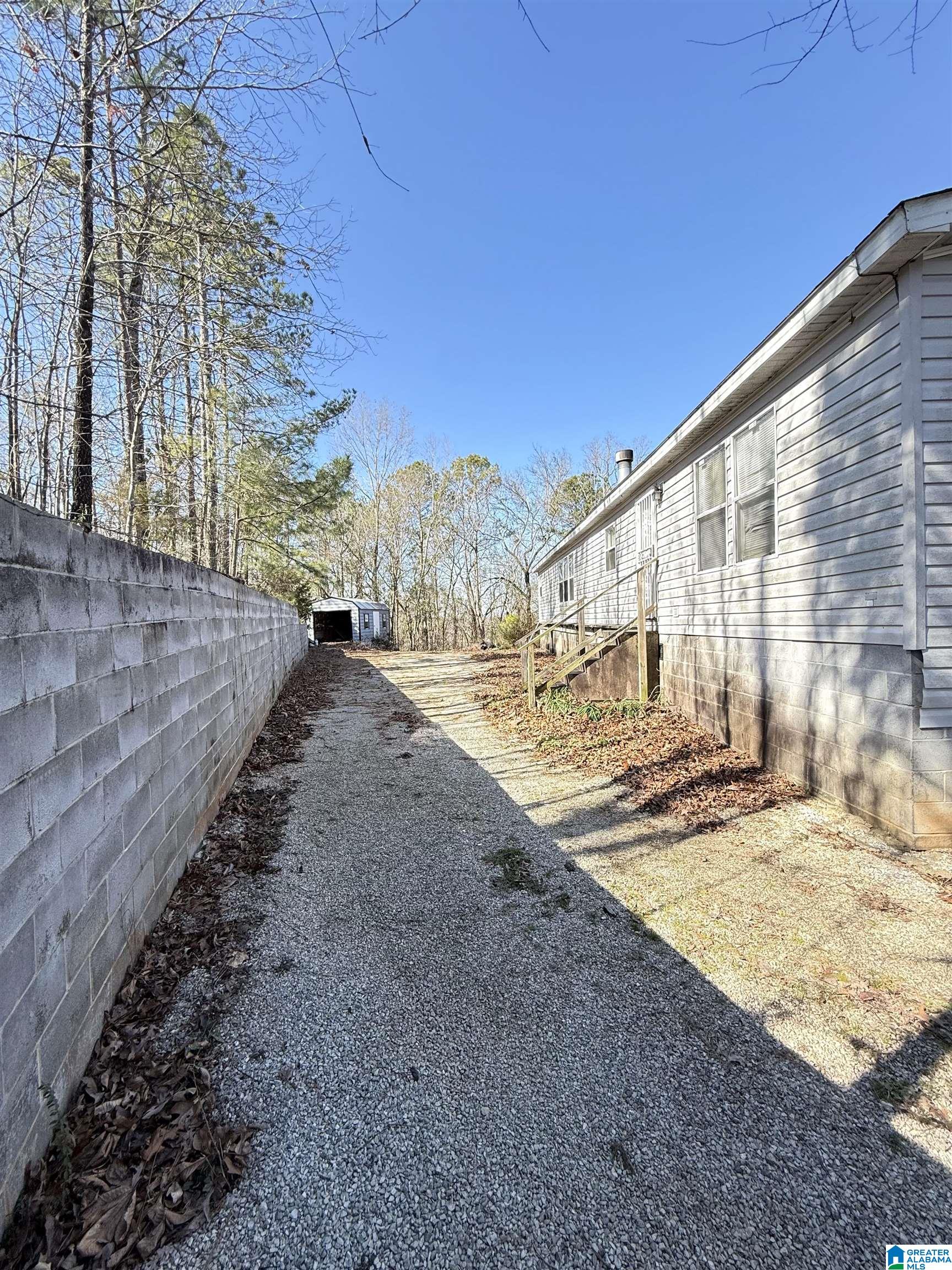 295 Country Lane Talladega, AL 35160 - Photo 14 of 42