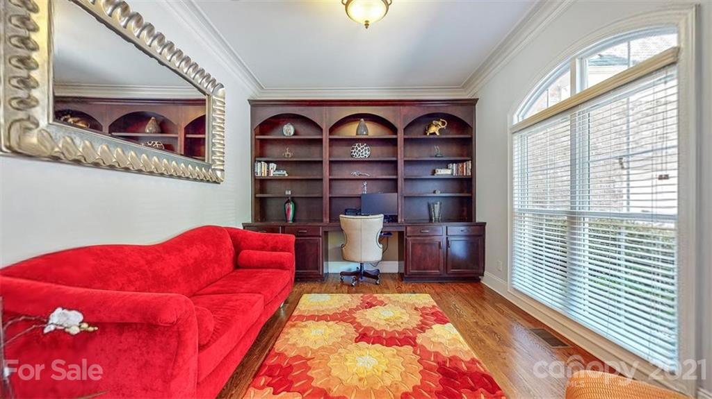 8116 Balcony Bridge Road Huntersville, NC 28078 - Photo 15 of 31 a living room with furniture