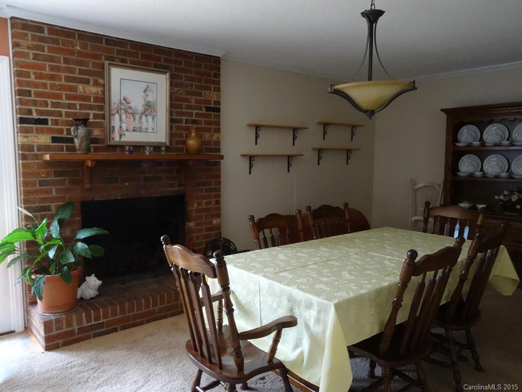 627 Holiday Road Gastonia, NC 28054 - Photo 10 of 25 Gallery Image 10