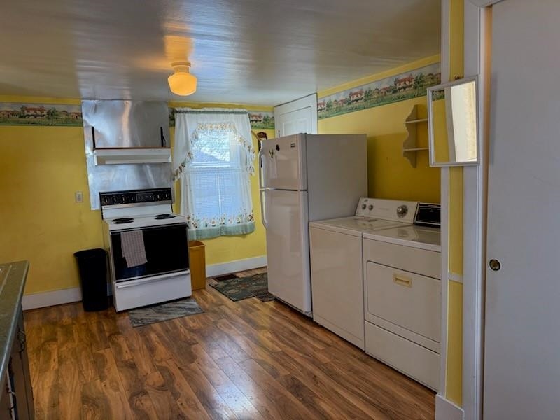 98 Spring Street Newport, VT 05855 - Photo 4 of 21 Gallery Image 4