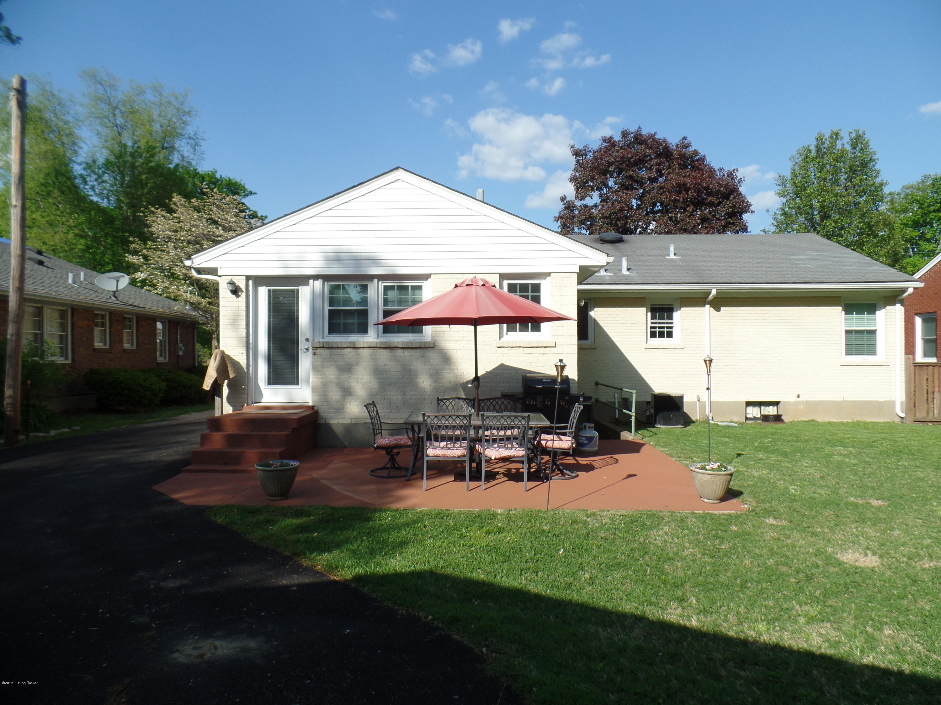 816 Perryman Road Louisville, KY 40207 - Photo 23 of 24 2015-05-01 17.41.46