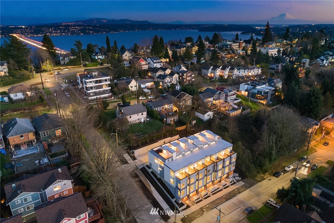 1306 Yakima Avenue South Seattle, WA 98144 - Photo 27 of 29 a view of city from balcony