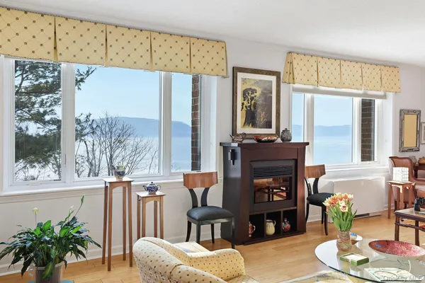 $699,001 | 16 Rockledge Avenue, Unit 2E2, Ossining, NY 10562