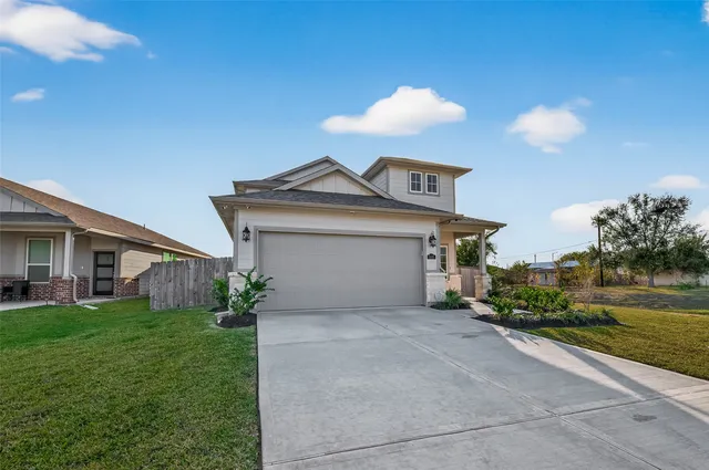 $2,400 | 5516 Madden Lane, Houston, TX 77048