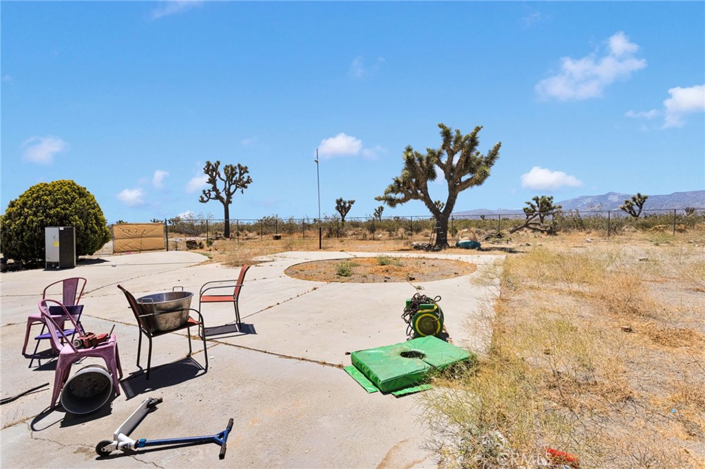 12352 Nugget Road Phelan, CA 92371 - Photo 35 of 36