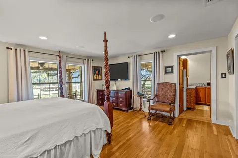 $5,744,520 | 660 Farm To Market 203, Walnut Springs, TX 76690