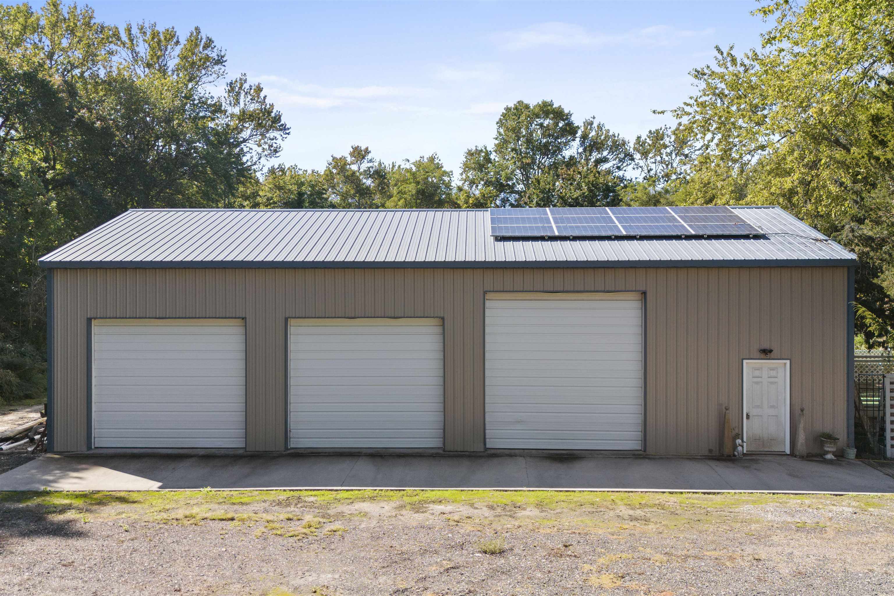35 Bay Shore Road Cape May, NJ 08204 - Photo 39 of 45 a view of a backyard