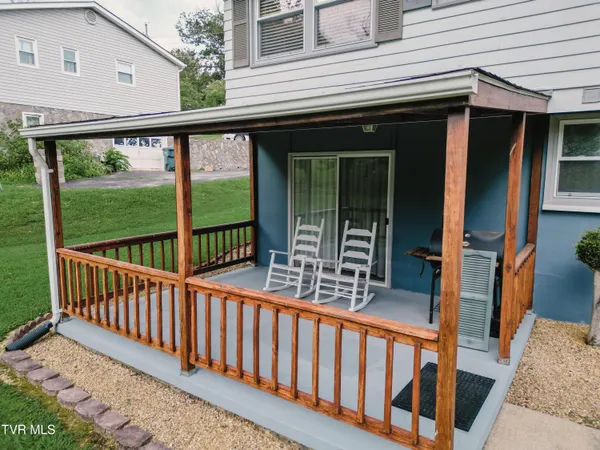 $316,000 | 300 Pinecrest Drive, Greeneville, TN 37743