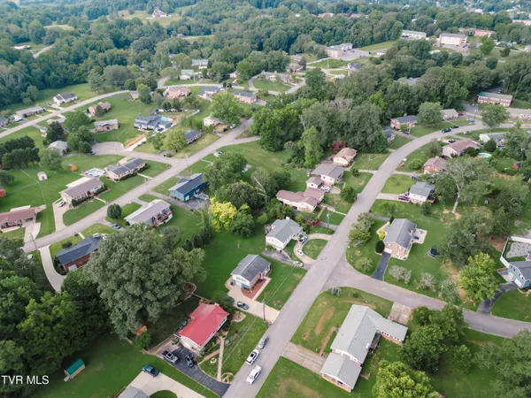 $316,000 | 300 Pinecrest Drive, Greeneville, TN 37743