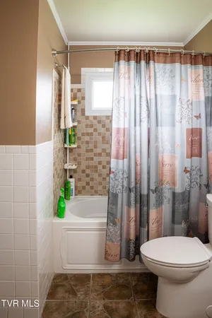 $316,000 | 300 Pinecrest Drive, Greeneville, TN 37743