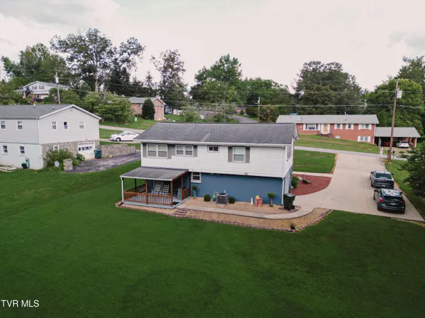 $316,000 | 300 Pinecrest Drive, Greeneville, TN 37743