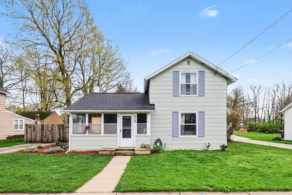 $168,000 | 218 East Vienna Street, Schoolcraft, MI 49087