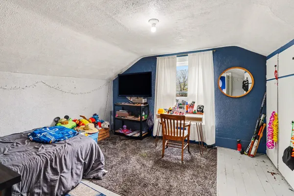 $168,000 | 218 East Vienna Street, Schoolcraft, MI 49087