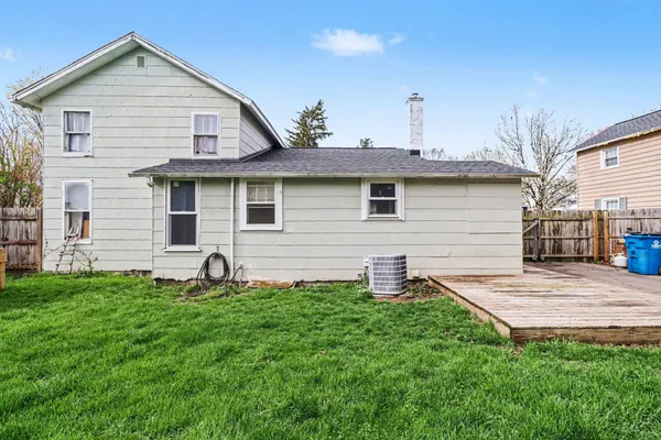 $168,000 | 218 East Vienna Street, Schoolcraft, MI 49087