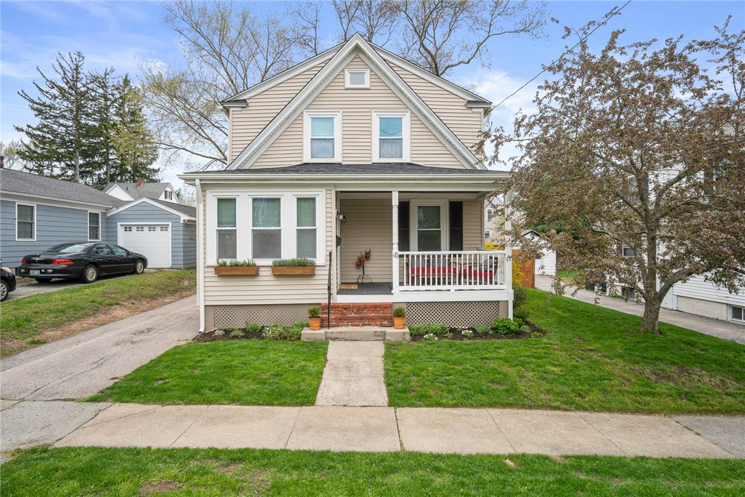 41 Mayfair Road Warwick, RI 02888 - Photo 1 of 28 Gallery Image 1