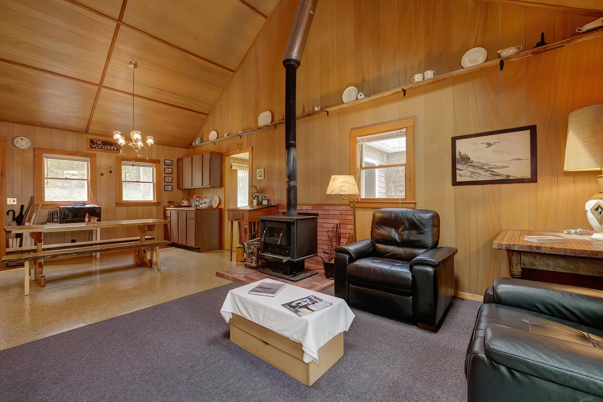 429 West Bay Road Gouldsboro, ME 04607 - Photo 11 of 55 Living Room