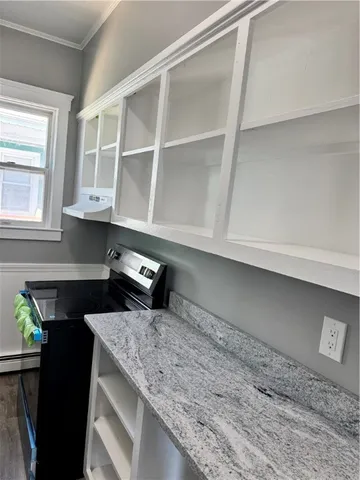 $1,950 | 77 Slade Street, Unit 2, Pawtucket, RI 02861