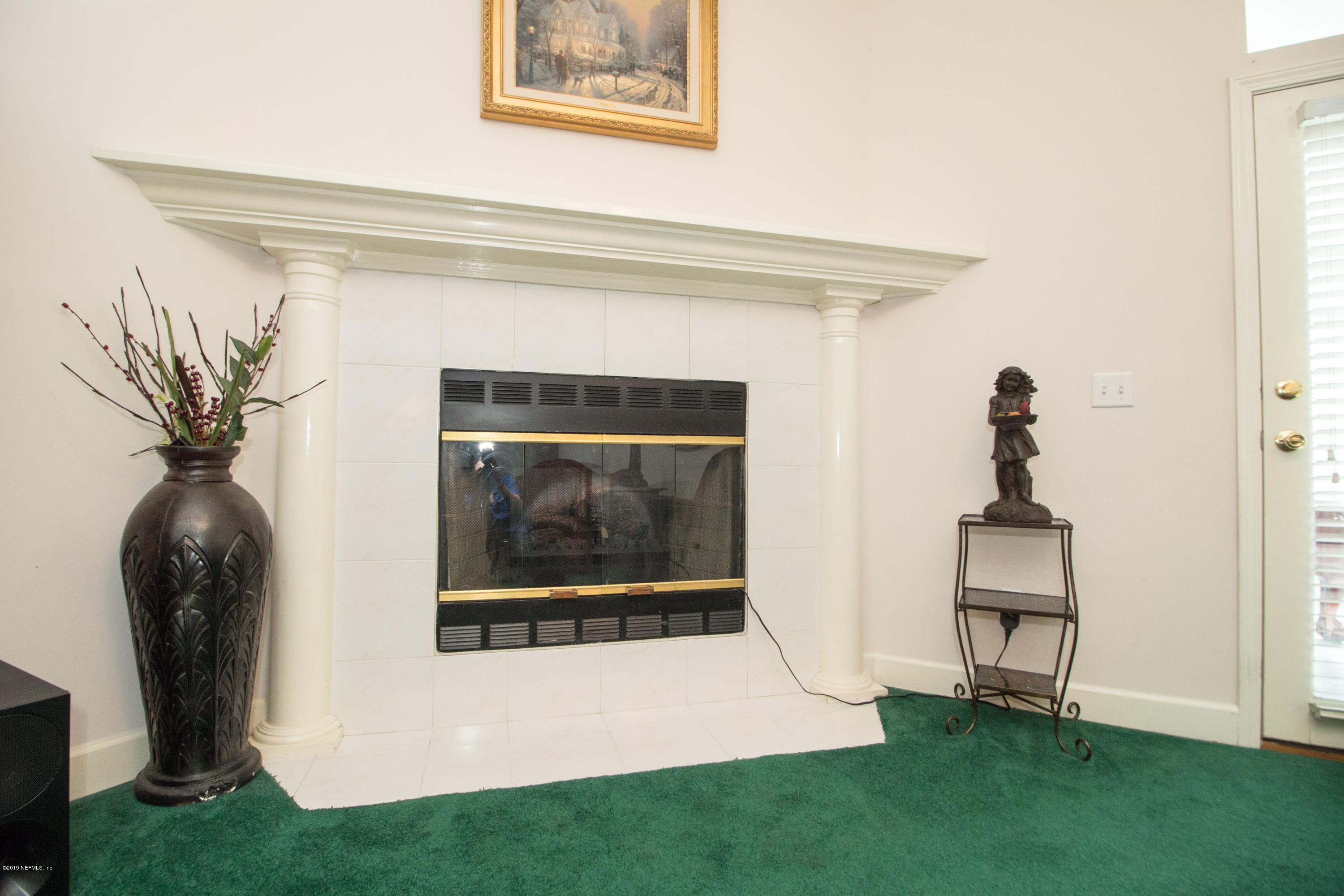 651 Whitfield Road Jacksonville, FL 32221 - Photo 9 of 32 Fireplace