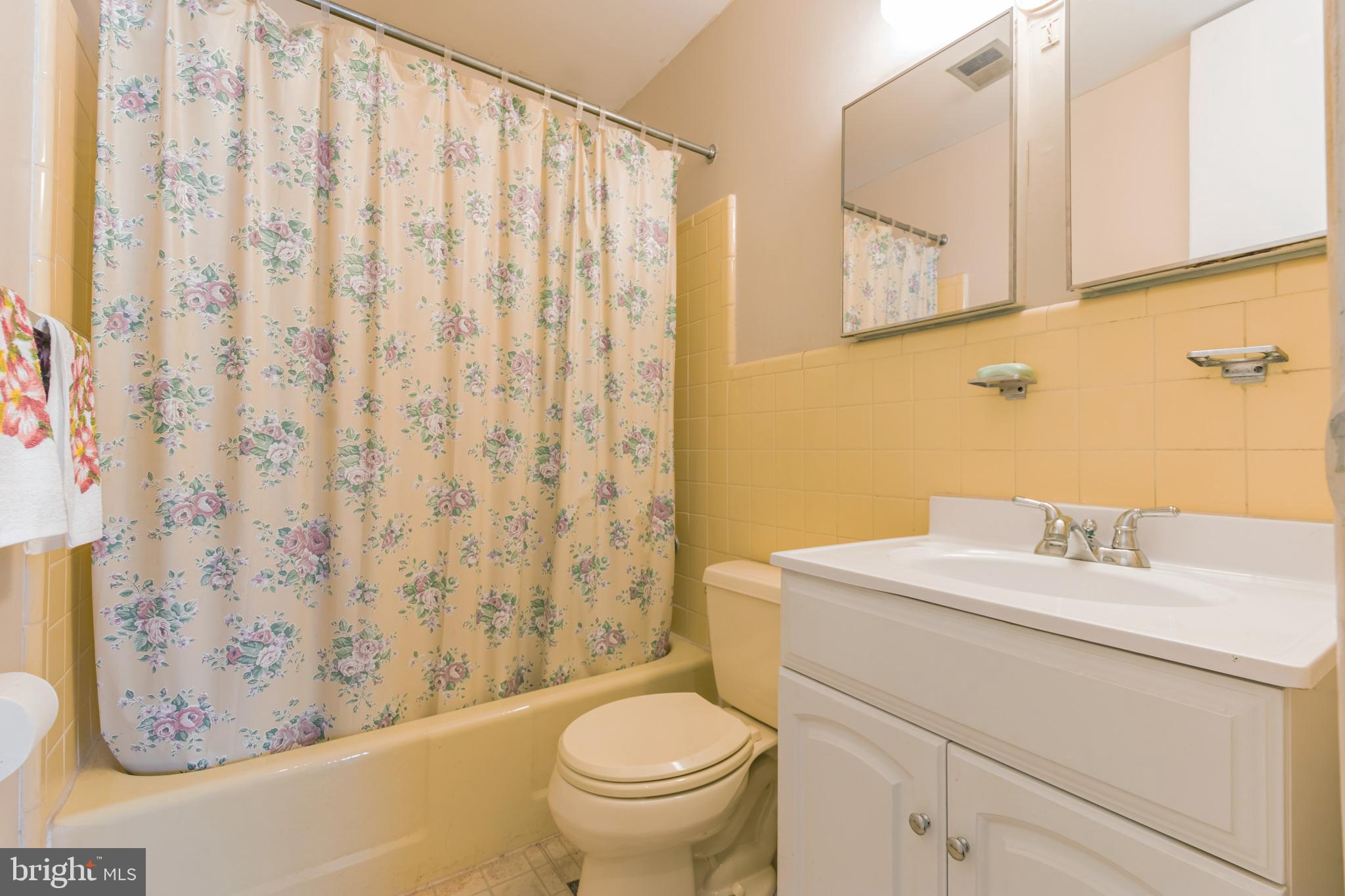 3 Berwick Road Kendall Park, NJ 08824 - Photo 18 of 28 Gallery Image 18