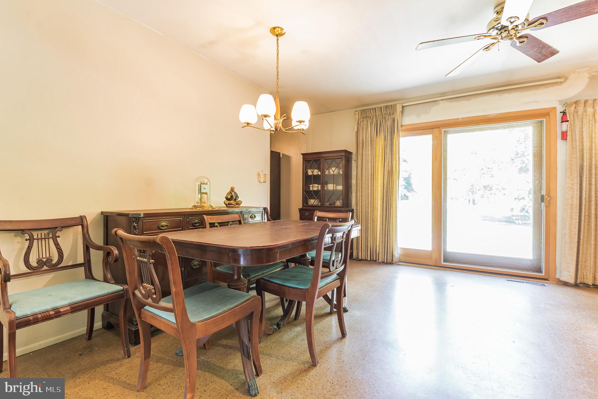 3 Berwick Road Kendall Park, NJ 08824 - Photo 8 of 28 Gallery Image 8