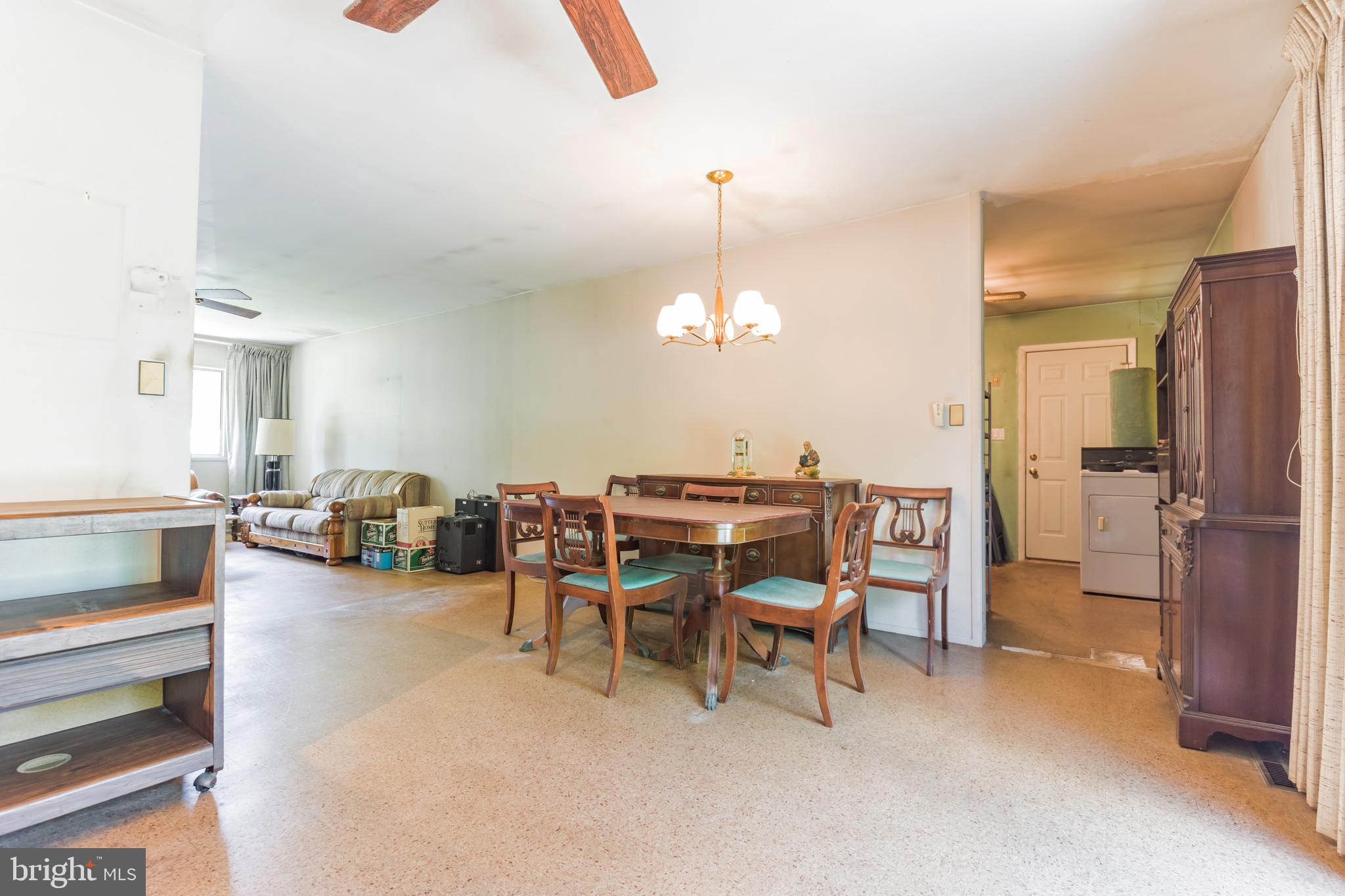 3 Berwick Road Kendall Park, NJ 08824 - Photo 9 of 28 Gallery Image 9