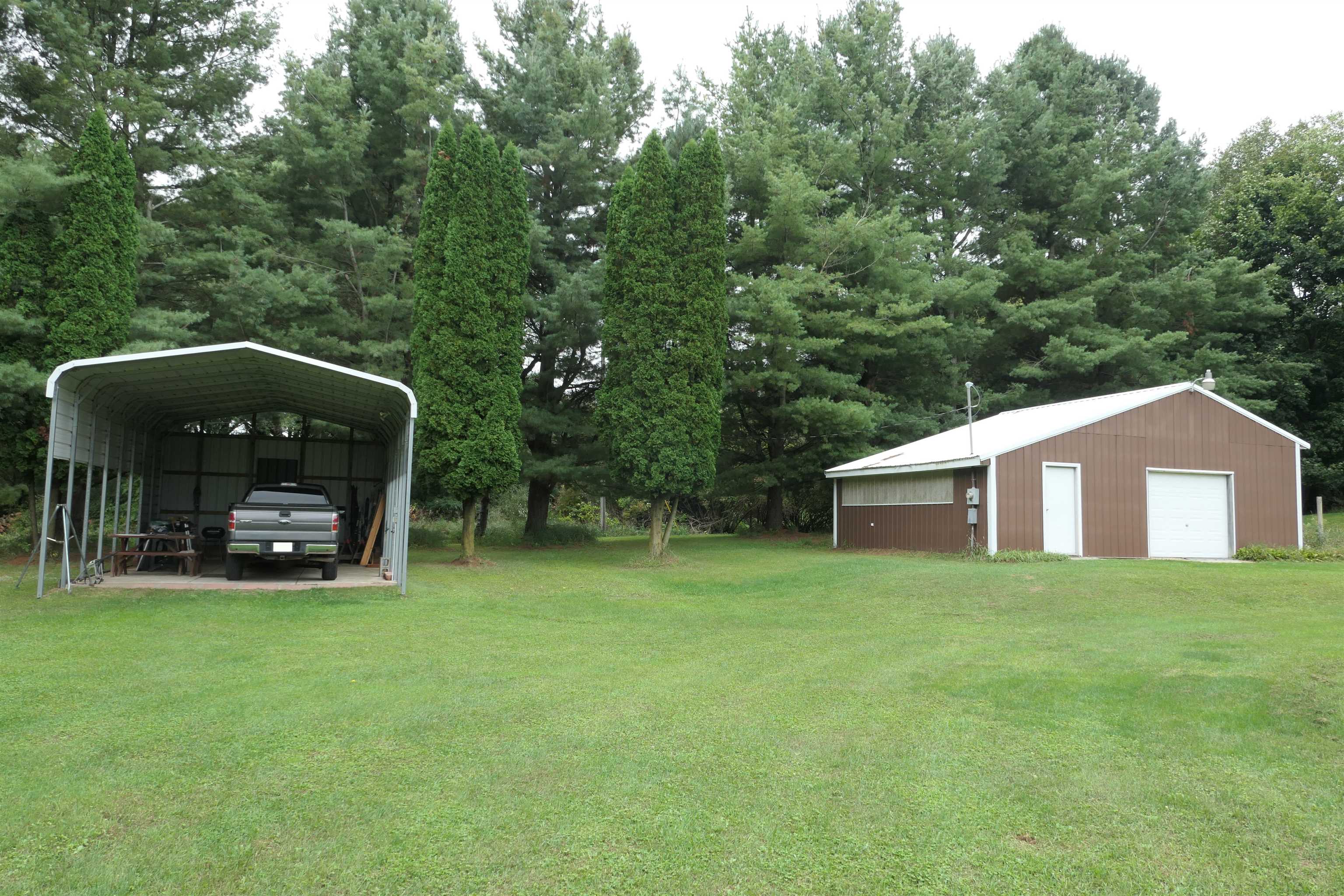 5669 Lake Montcalm Road Northeast Edmore, MI 48829 - Photo 38 of 41