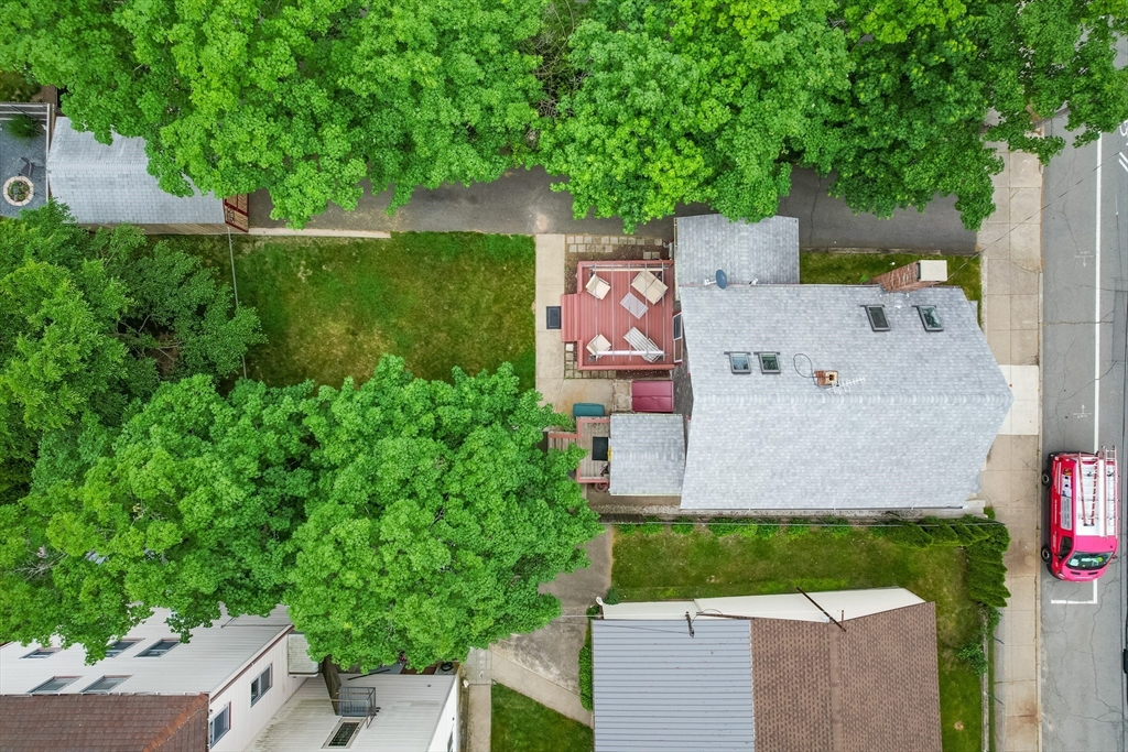 217 Brayton Avenue Fall River, MA 02721 - Photo 26 of 31