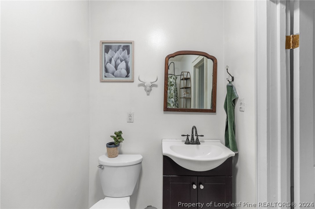 1939 H Bullard Road Hope Mills, NC 28348 - Photo 17 of 37 Gallery Image 17