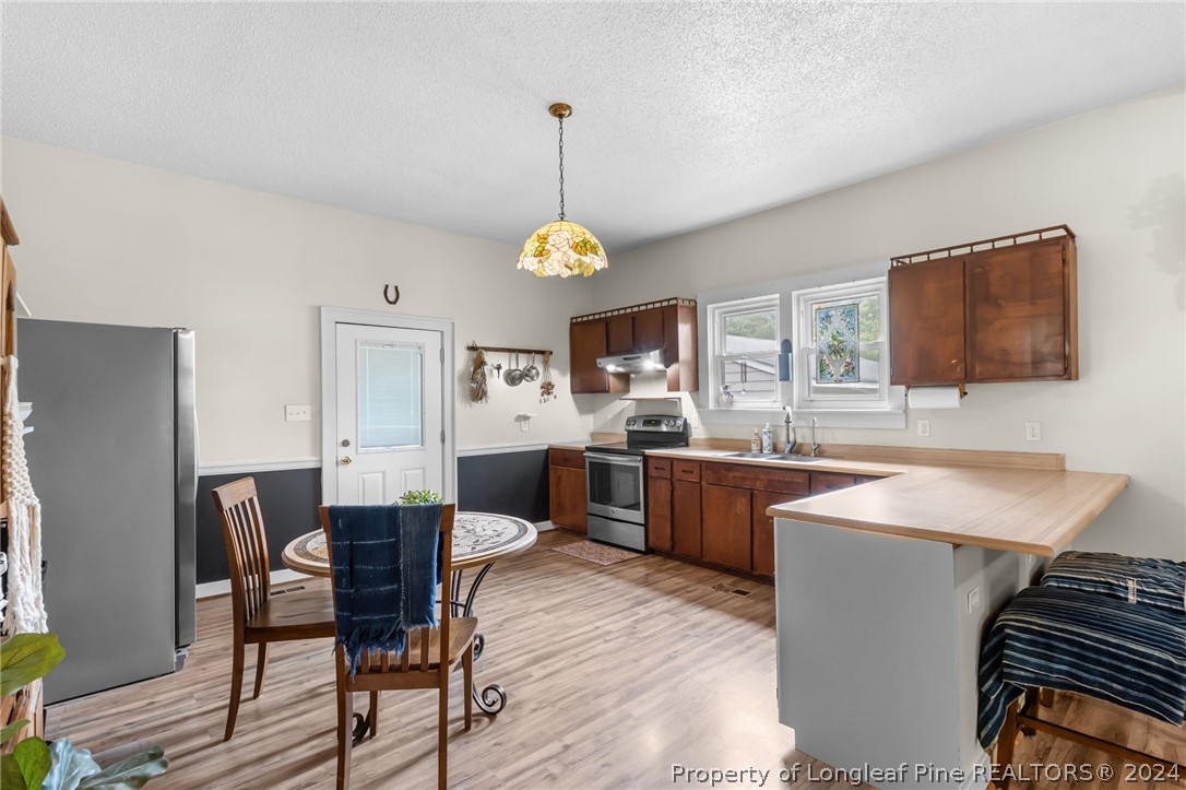 1939 H Bullard Road Hope Mills, NC 28348 - Photo 7 of 37 Gallery Image 7