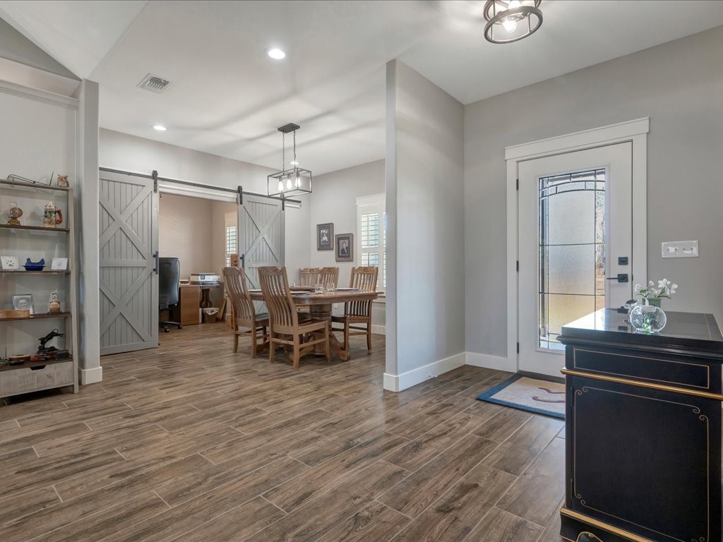 1105 C C Road Diboll, TX 75941 - Photo 5 of 34